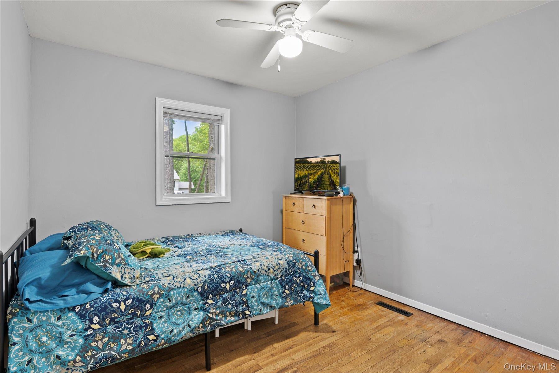 12 Debragga Avenue, East Moriches, NY 11940