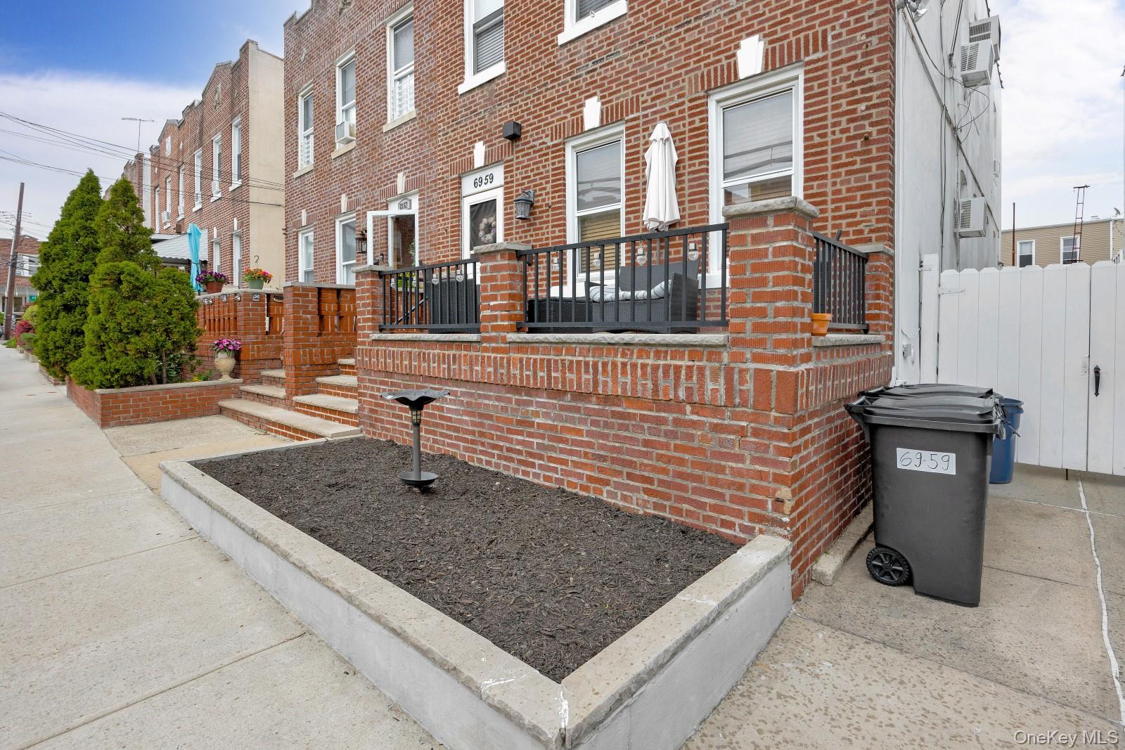 69-59 74th Street, Middle Village, NY 11379