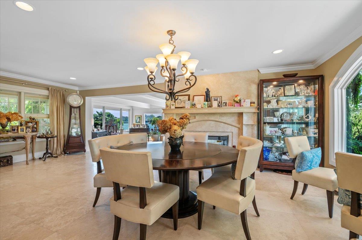 501 Bay 5th Street, West Islip, NY 11795