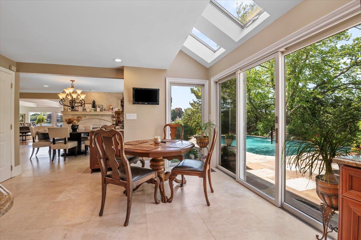 501 Bay 5th Street, West Islip, NY 11795