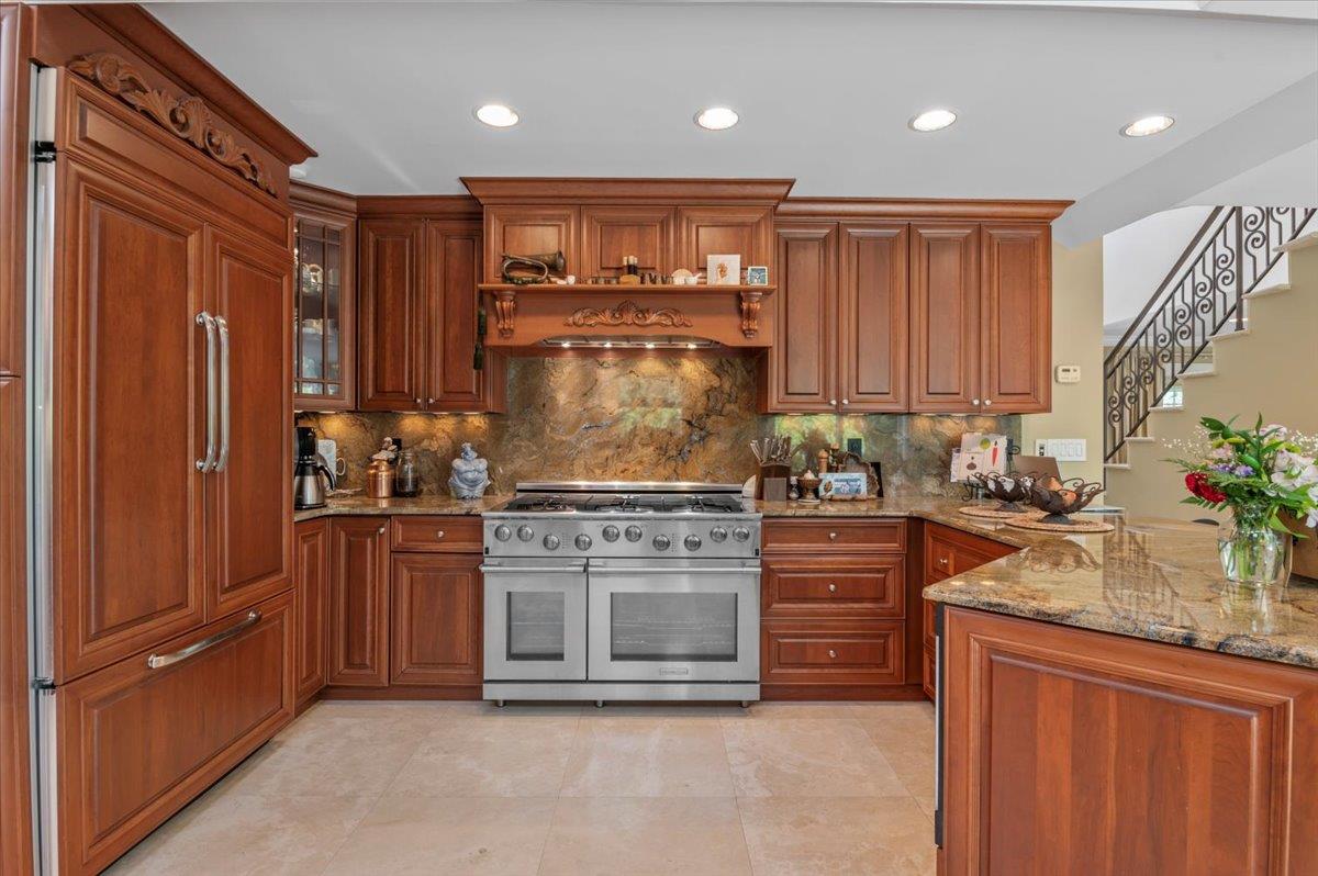 501 Bay 5th Street, West Islip, NY 11795