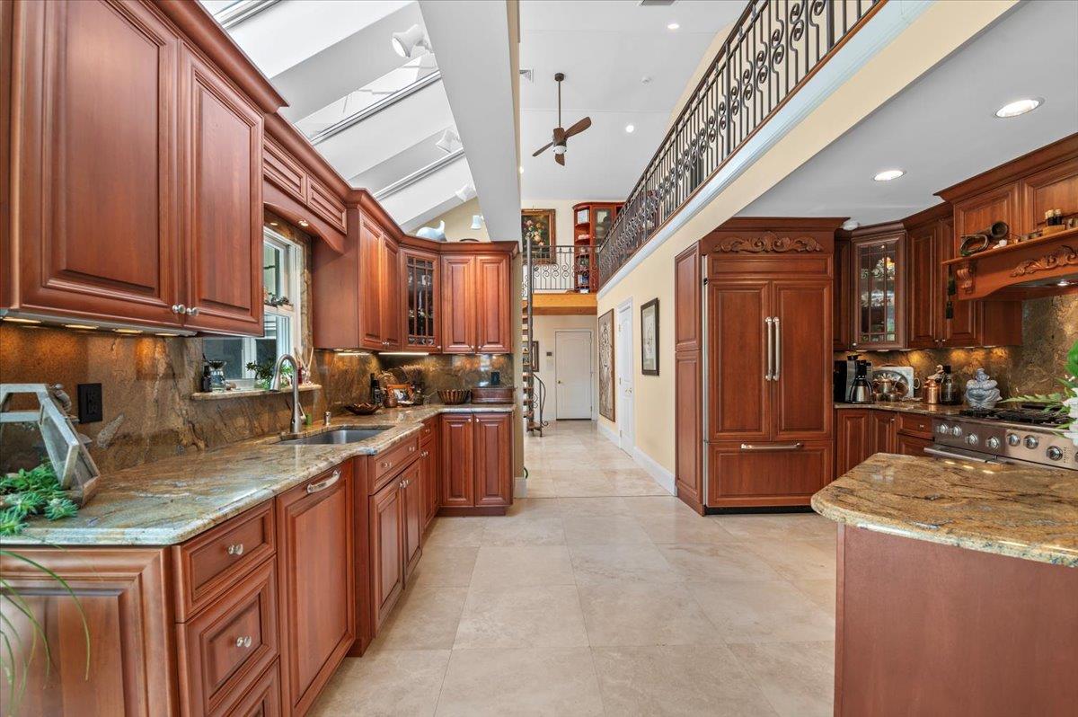 501 Bay 5th Street, West Islip, NY 11795