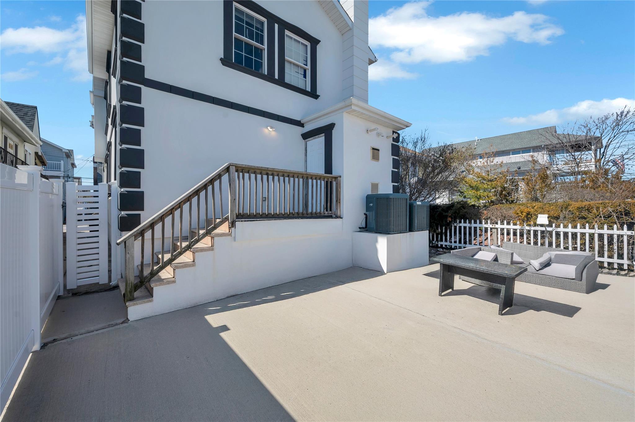 68 Brookline Avenue, East Atlantic Beach, NY 11561