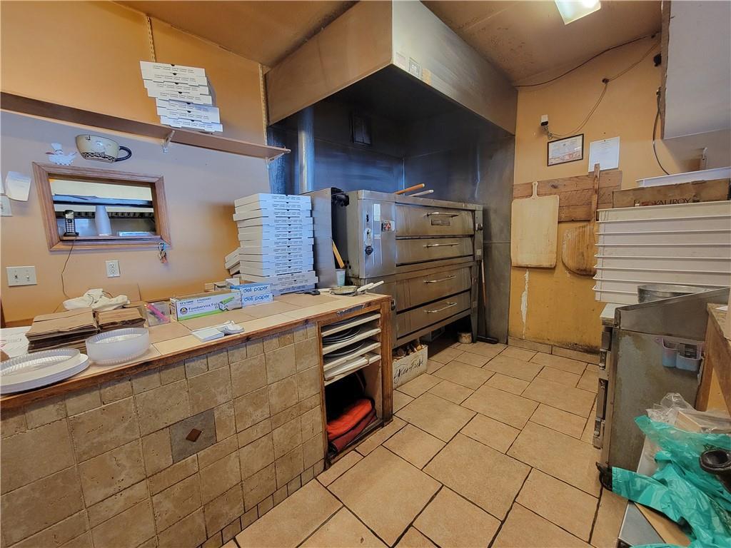 1 Main Street, Walden, NY 12586