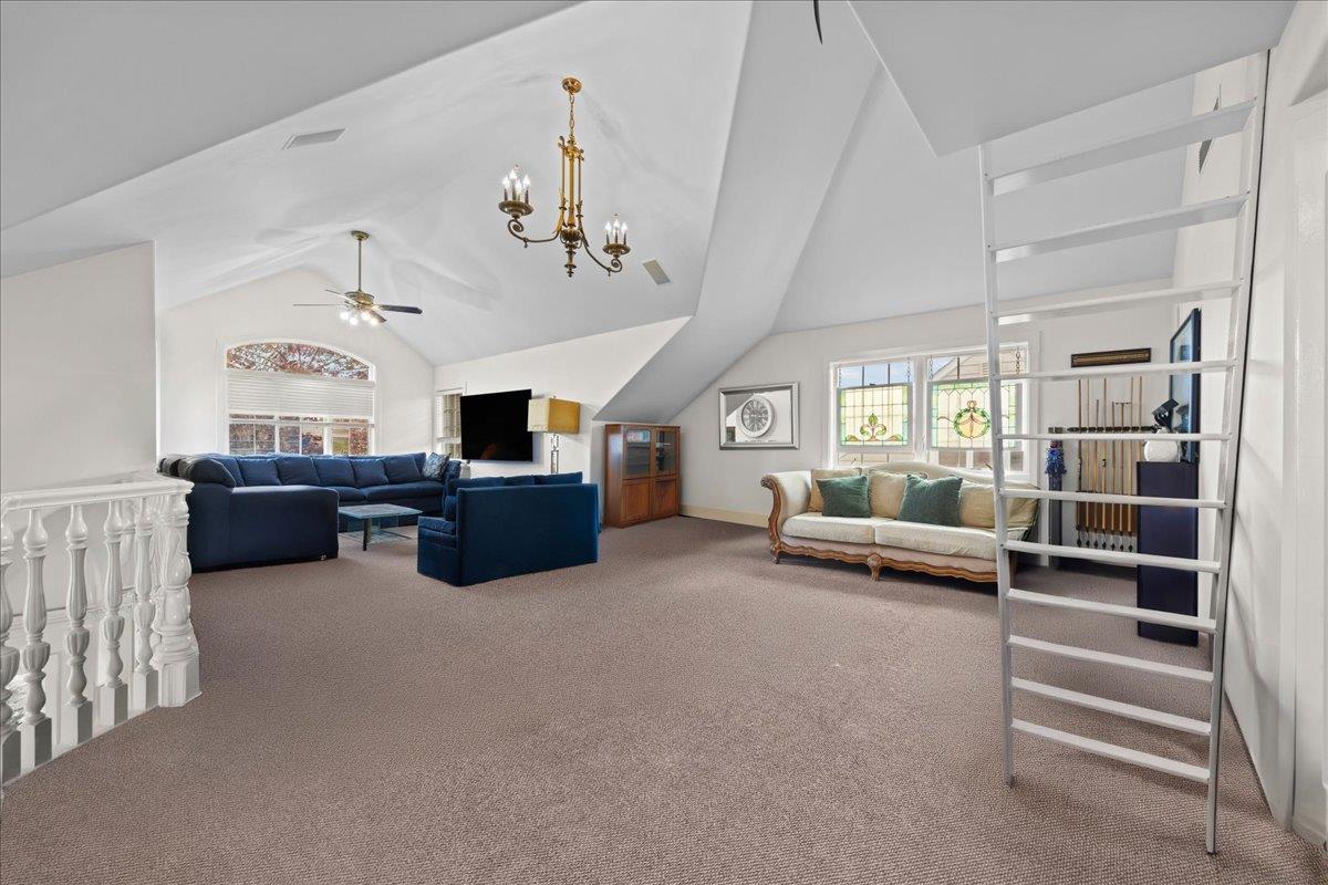 10 Bulaire Road, East Rockaway, NY 11518