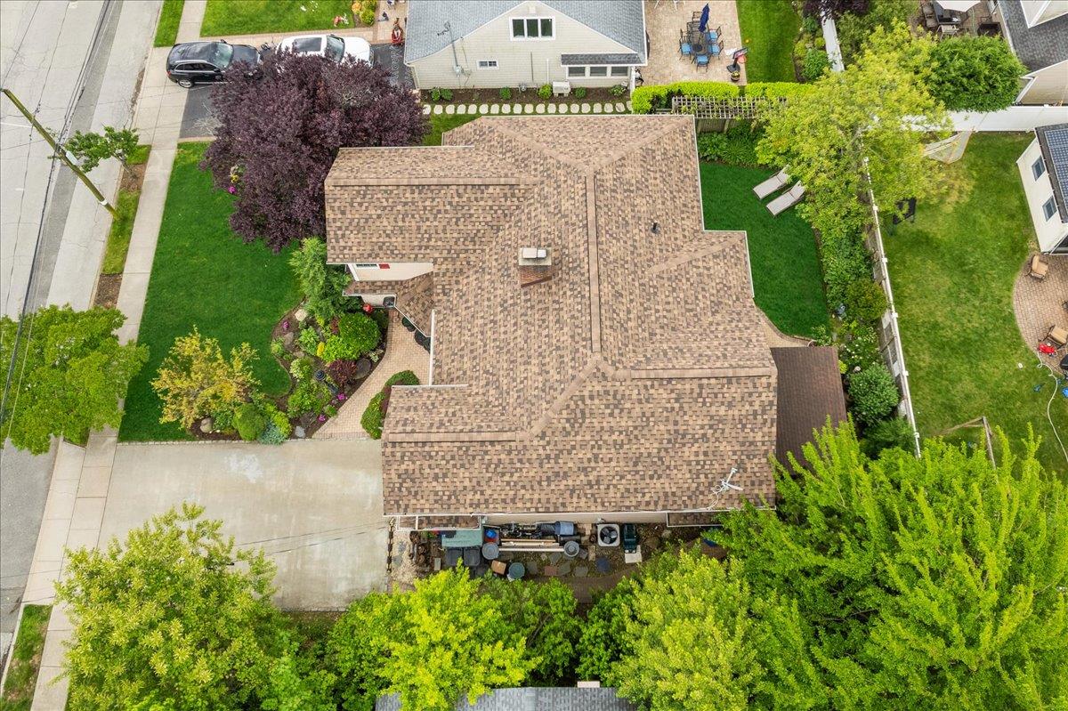 10 Bulaire Road, East Rockaway, NY 11518