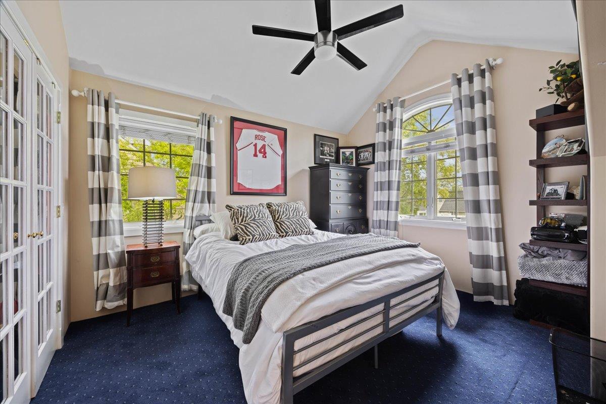 10 Bulaire Road, East Rockaway, NY 11518