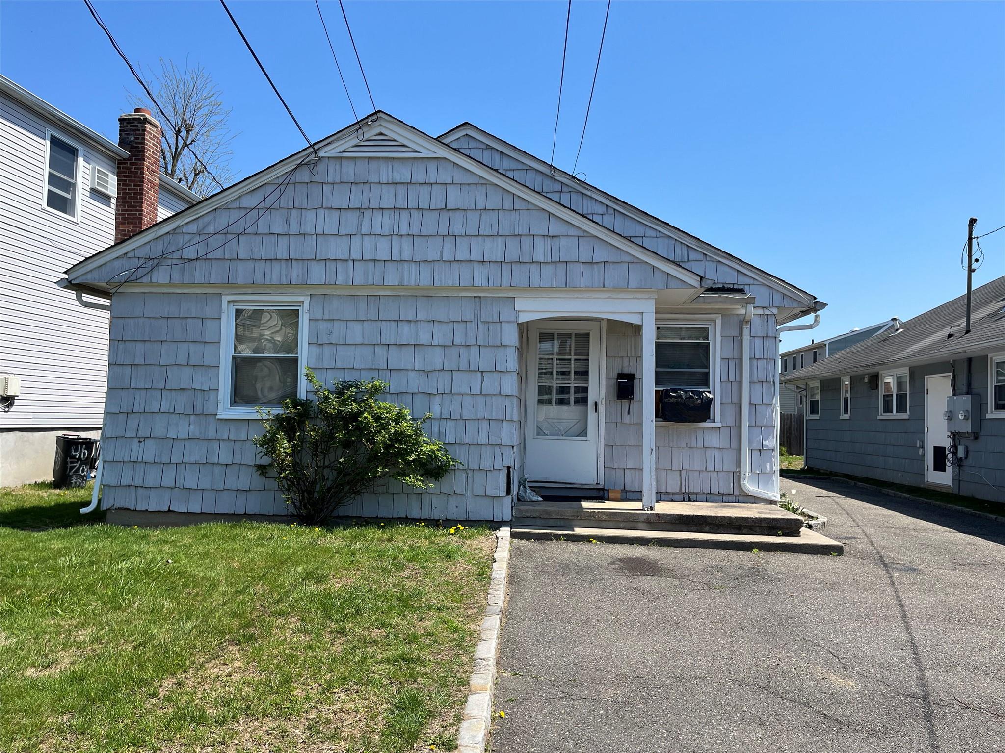 44 Firwood Road, Port Washington, NY 11050