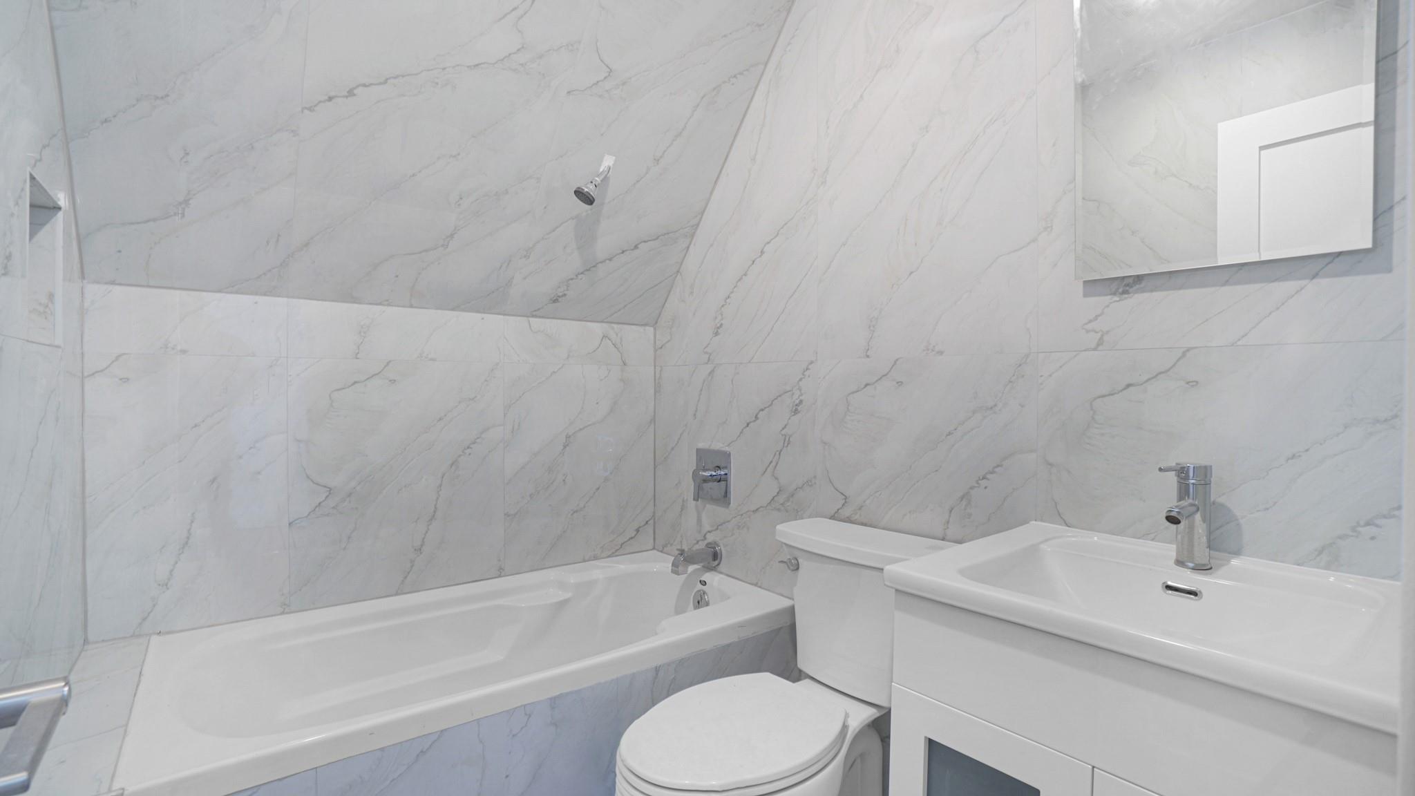 3964 Duryea Ave, Bronx, NY 10466