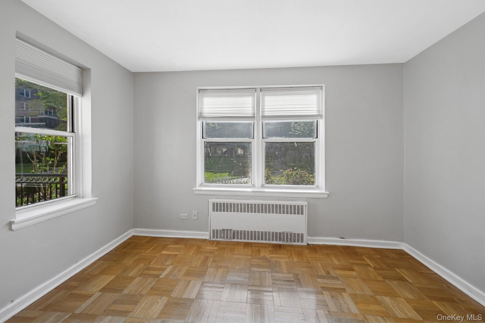 162-21 Powells Cove Boulevard # 1M, Beechhurst, NY 11357