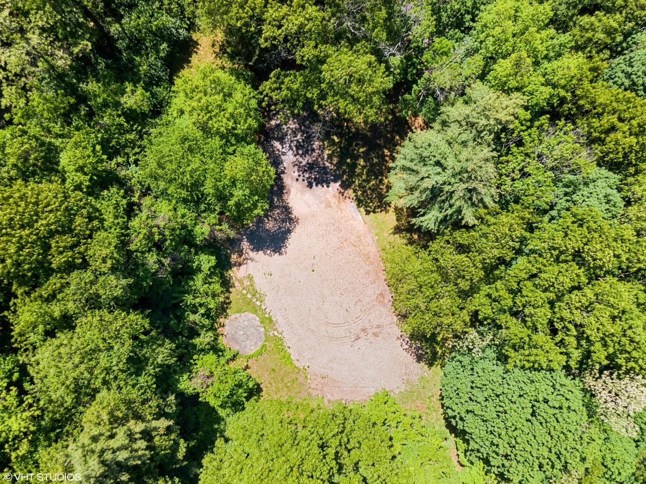 10 High Farms Road, Glen Head, NY 11545