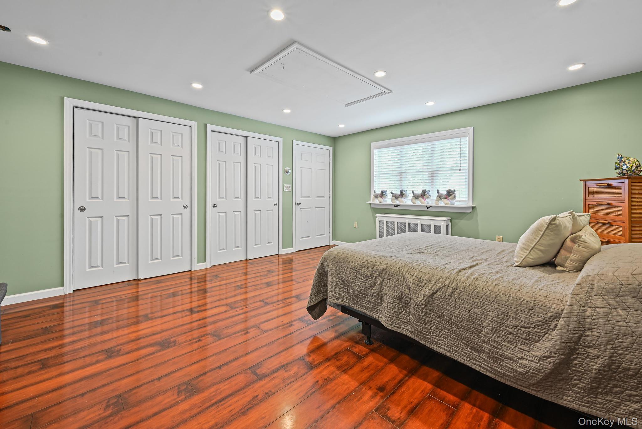 1234 Cross Bay Boulevard, Broad Channel, NY 11693