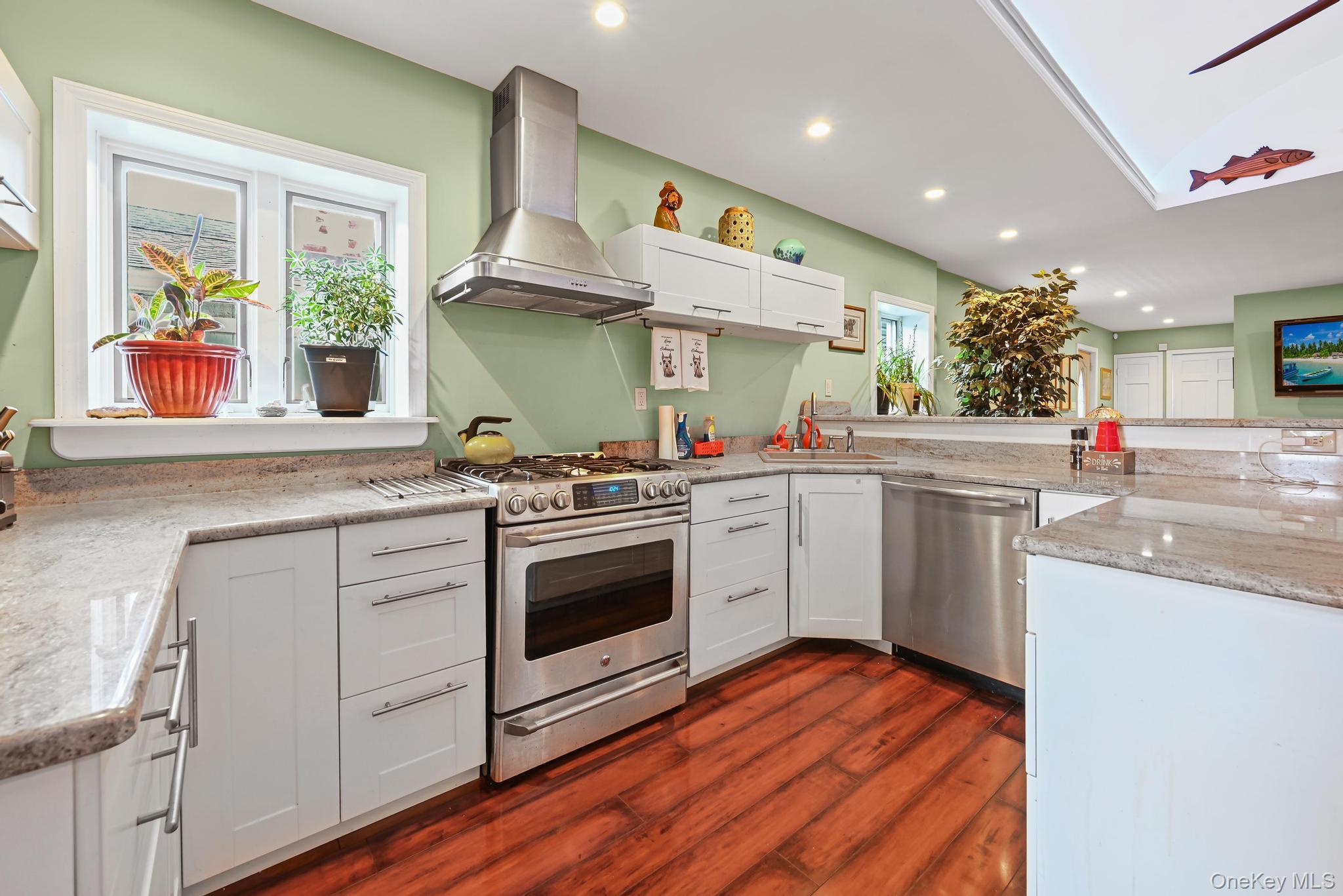 1234 Cross Bay Boulevard, Broad Channel, NY 11693