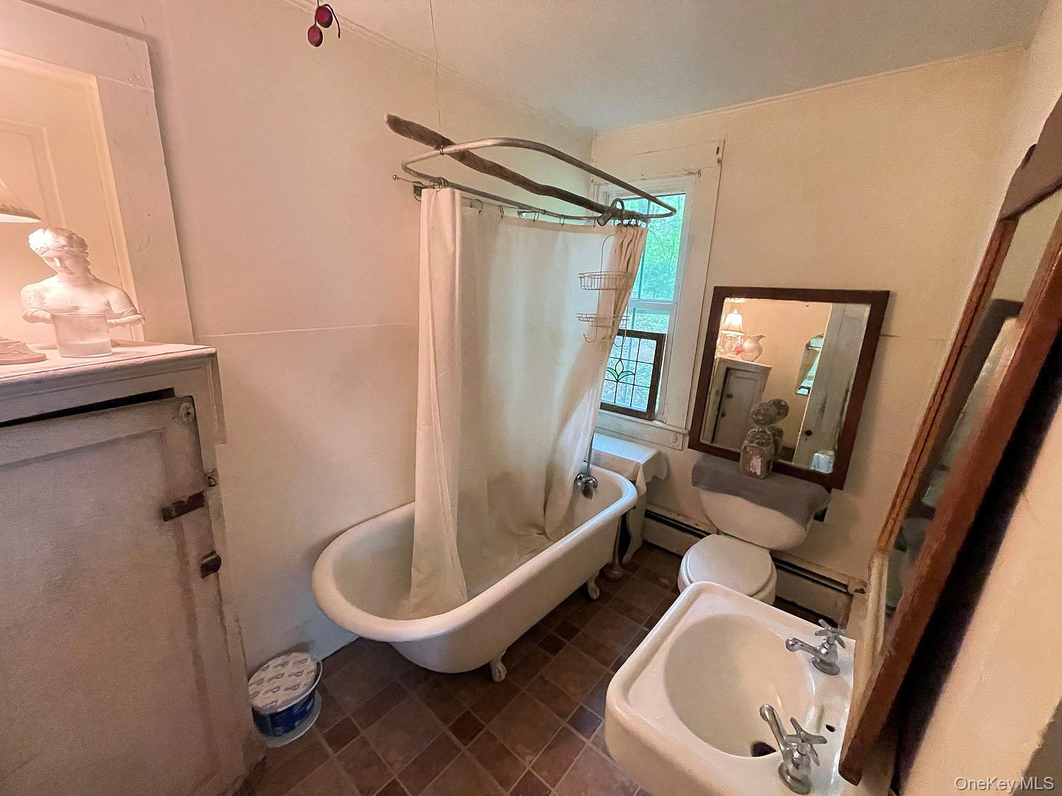 12 Henderson Road, Fremont, NY 12741