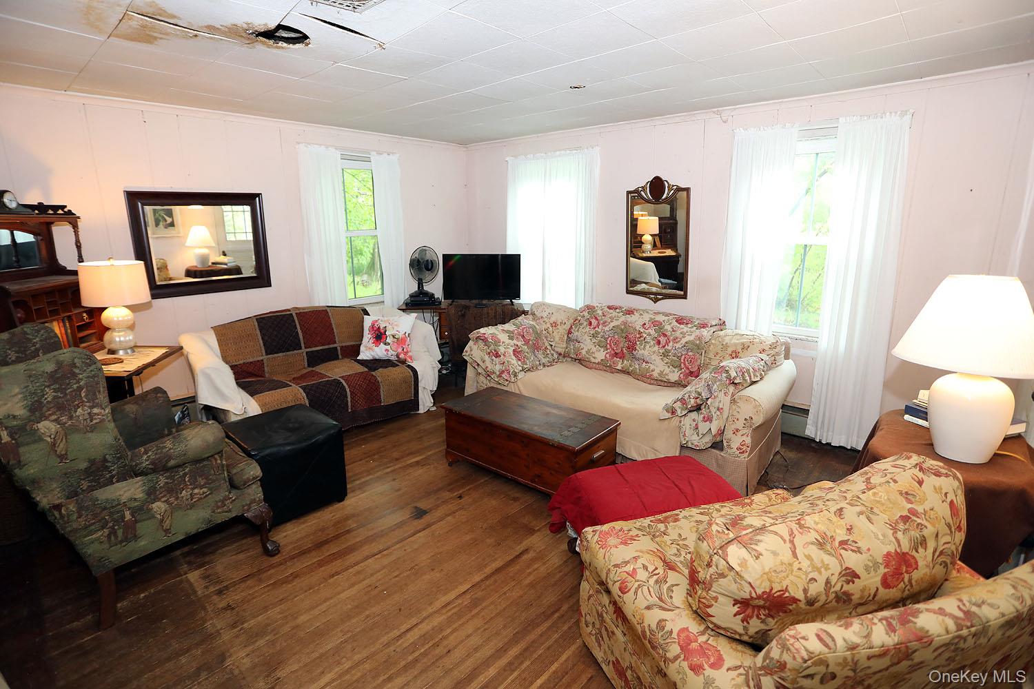 12 Henderson Road, Fremont, NY 12741