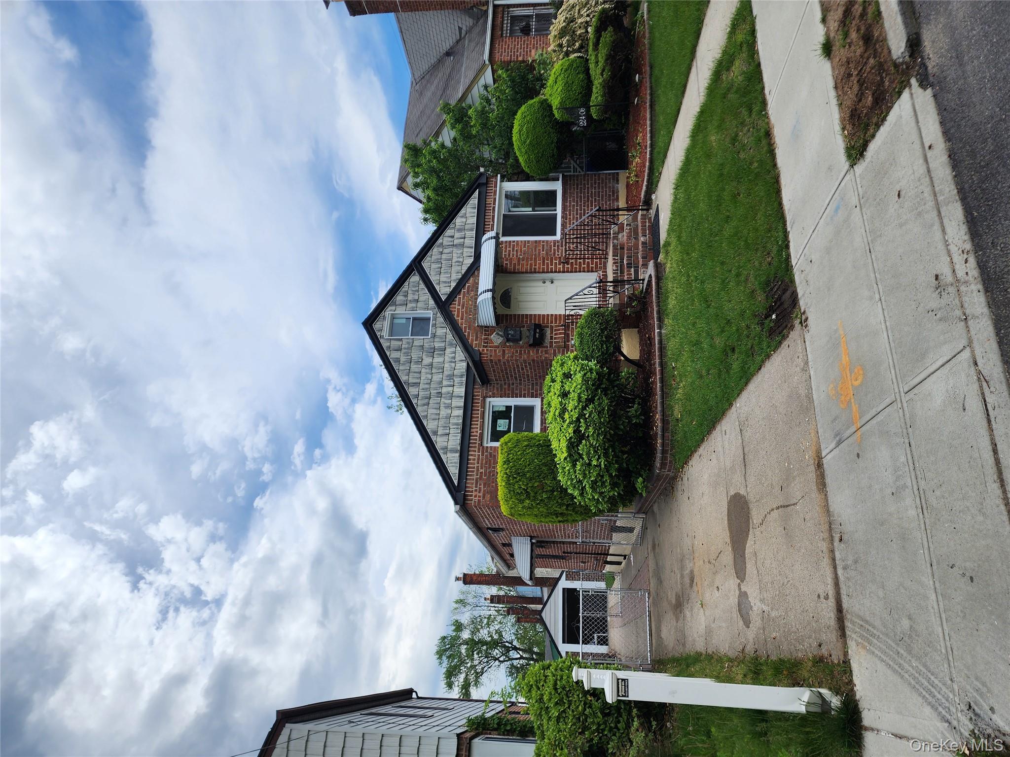 224-06 114 road, Cambria Heights, NY 11411