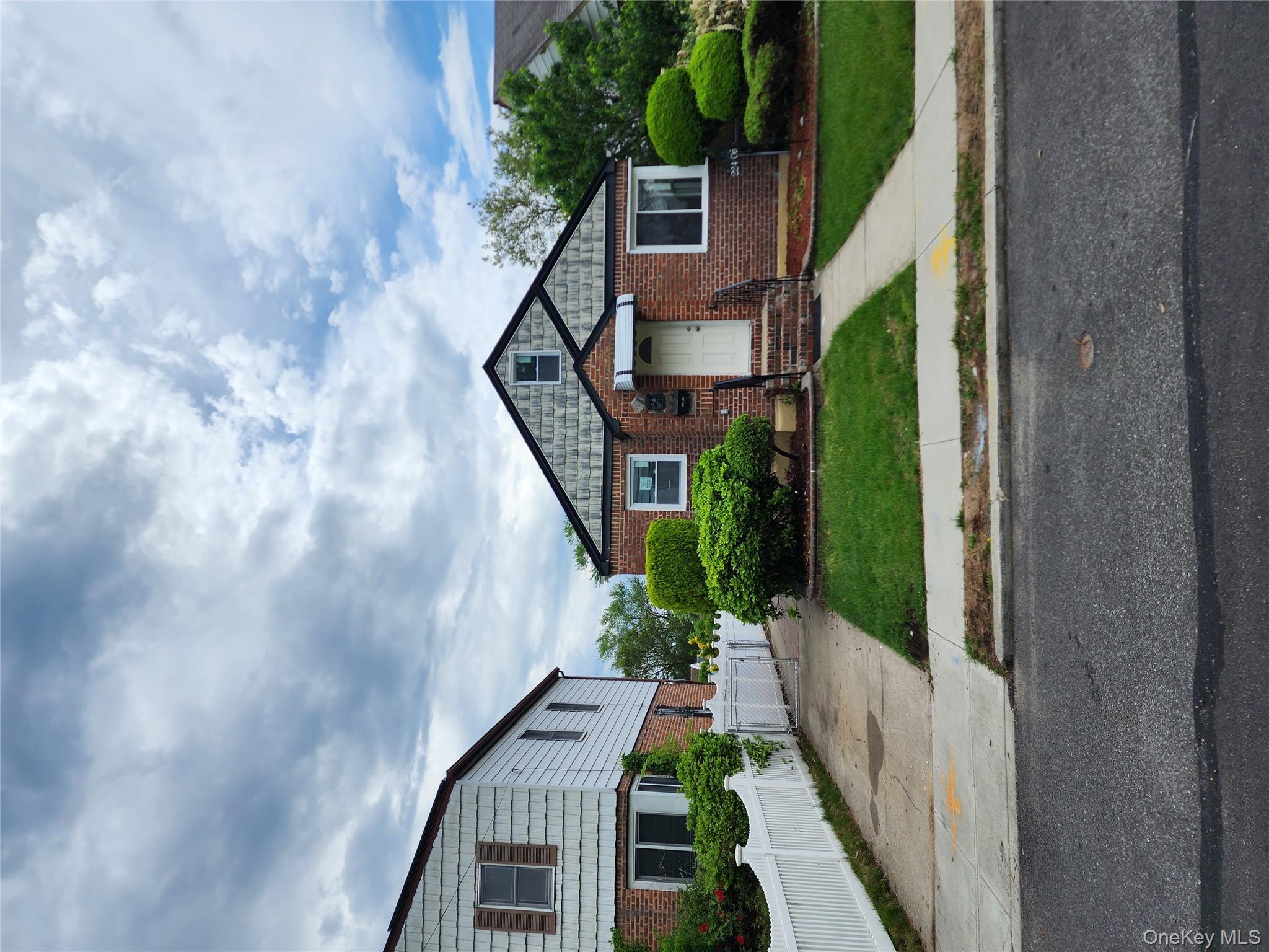 224-06 114 road, Cambria Heights, NY 11411