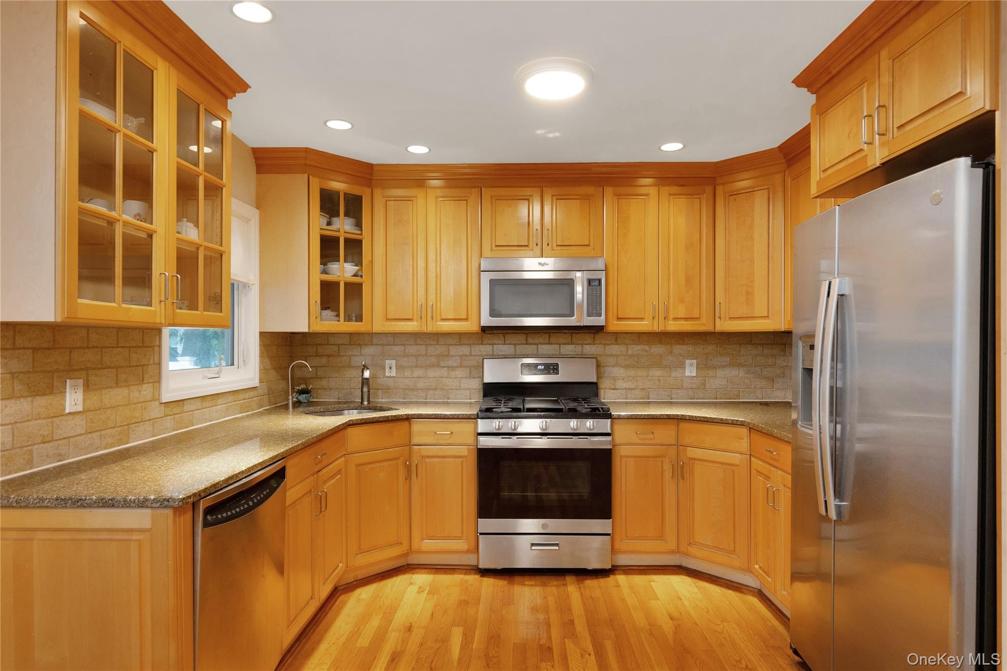 75 Cornwell Avenue, Williston Park, NY 11596