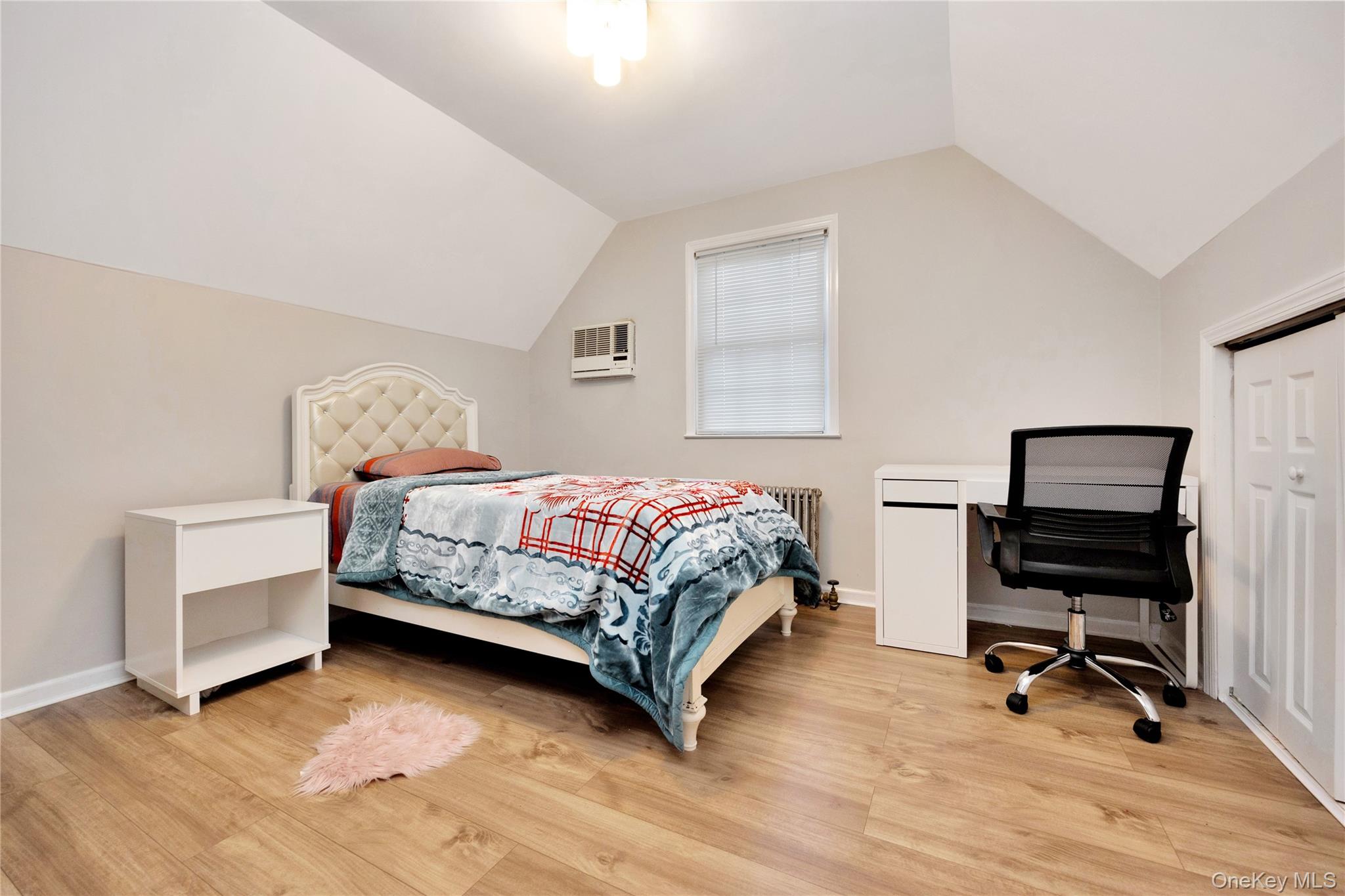 75 Cornwell Avenue, Williston Park, NY 11596