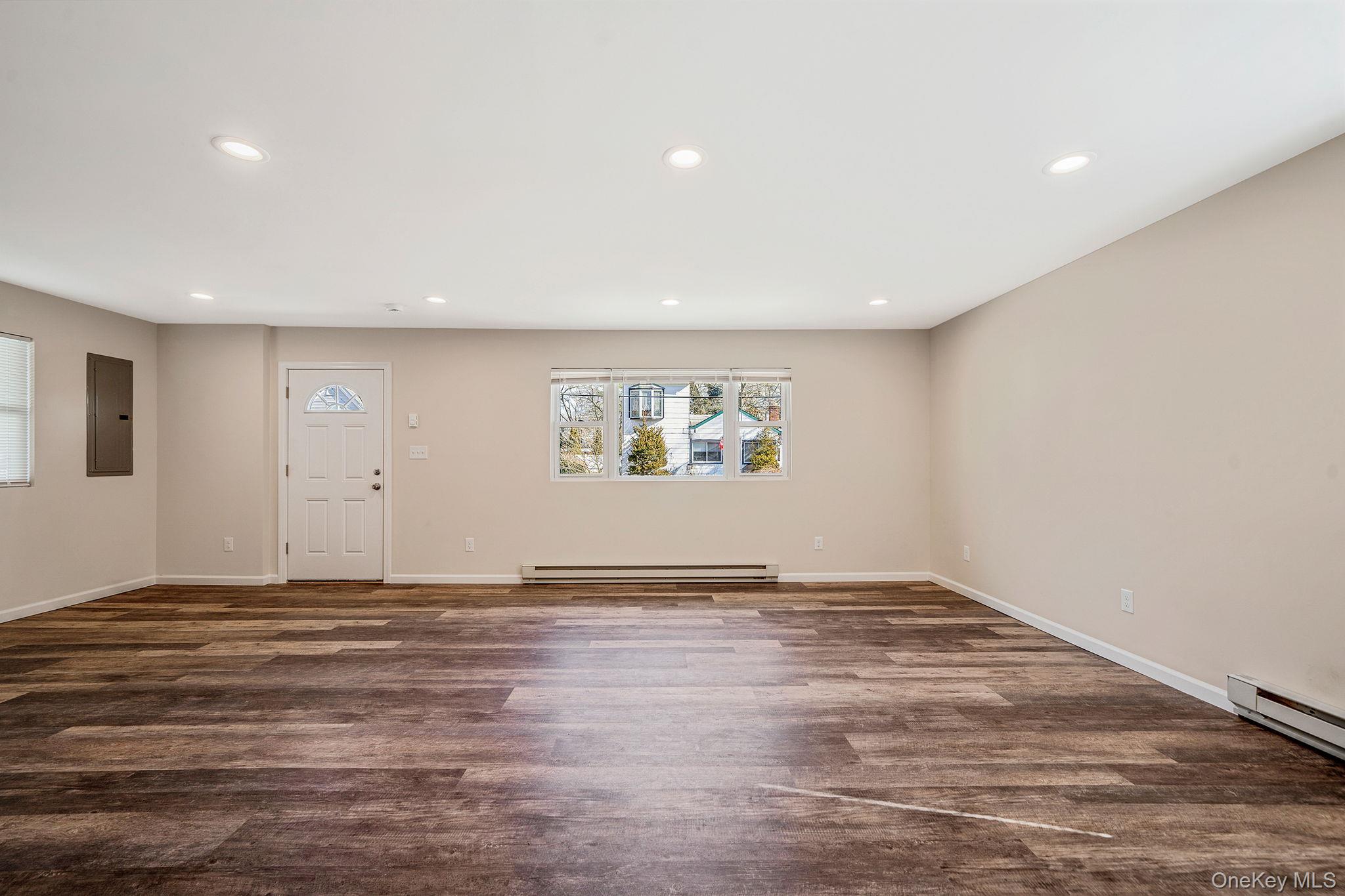 18A Broadway, Mastic, NY 11950