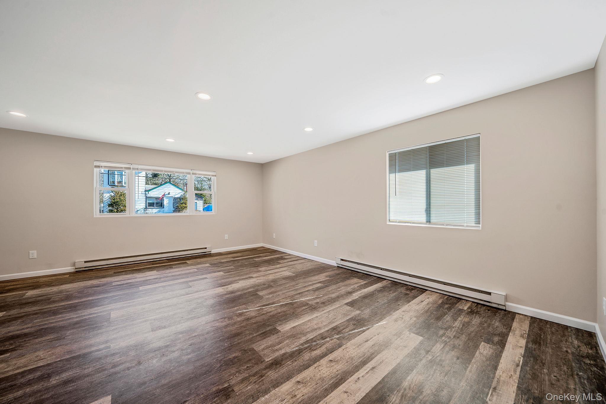 18A Broadway, Mastic, NY 11950