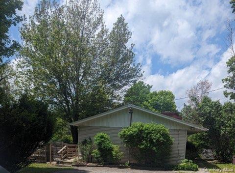 2 Shokan Park Road, Shokan, NY 12481