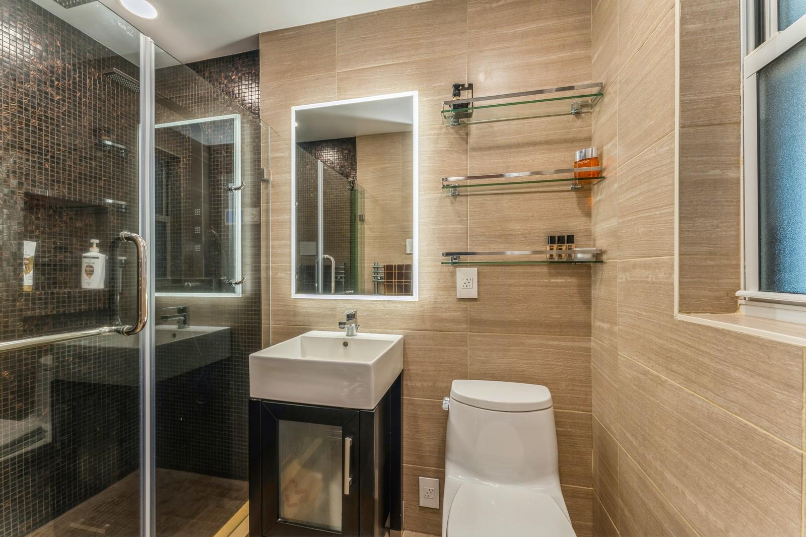 1355 Broadway # B20, Hewlett, NY 11557