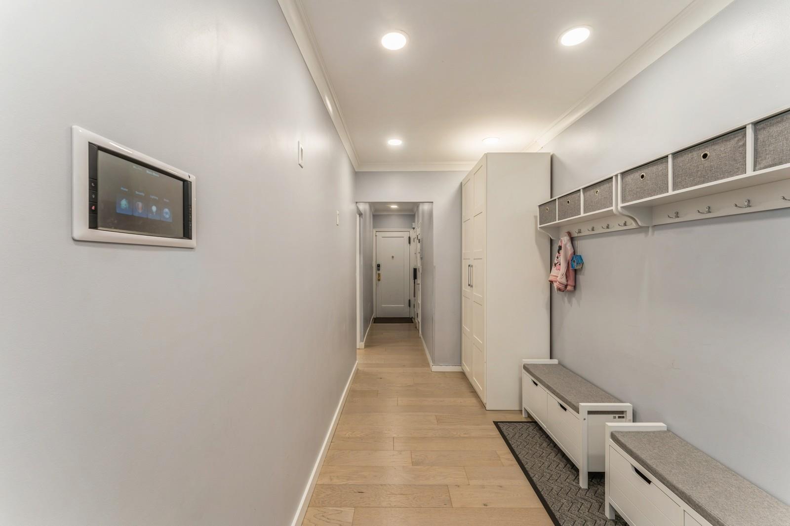 1355 Broadway # B20, Hewlett, NY 11557