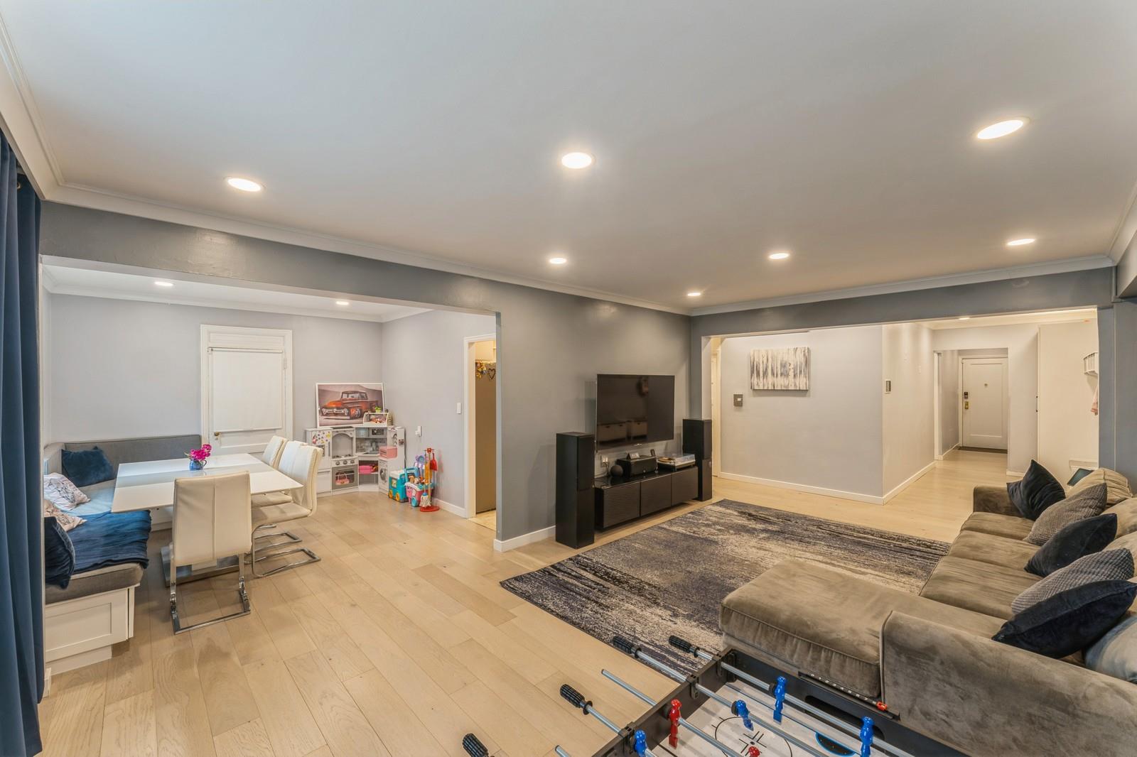 1355 Broadway # B20, Hewlett, NY 11557