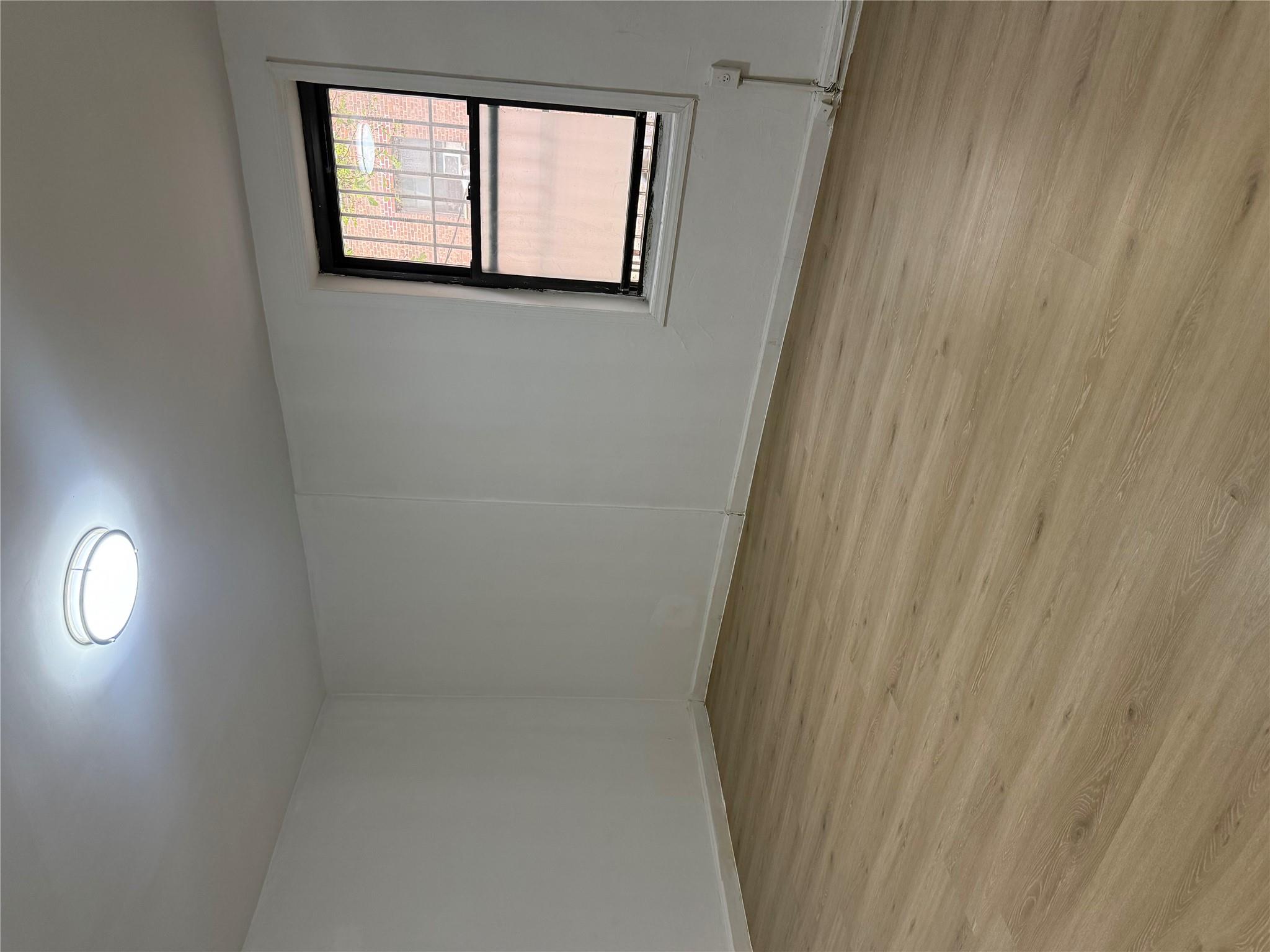 44-11 Macnish Street # 1E, Elmhurst, NY 11373