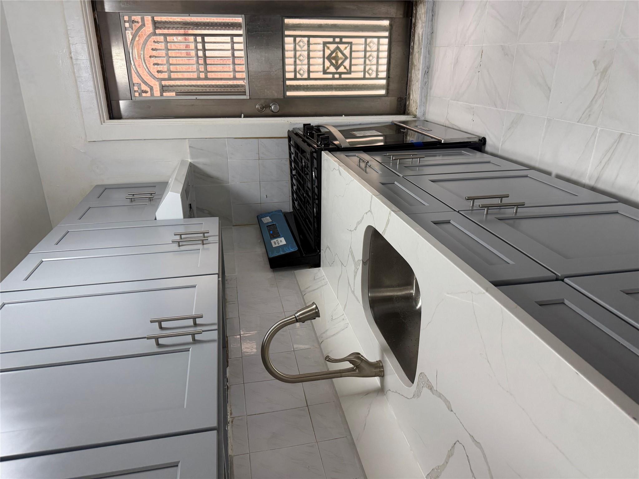 44-11 Macnish Street # 1E, Elmhurst, NY 11373