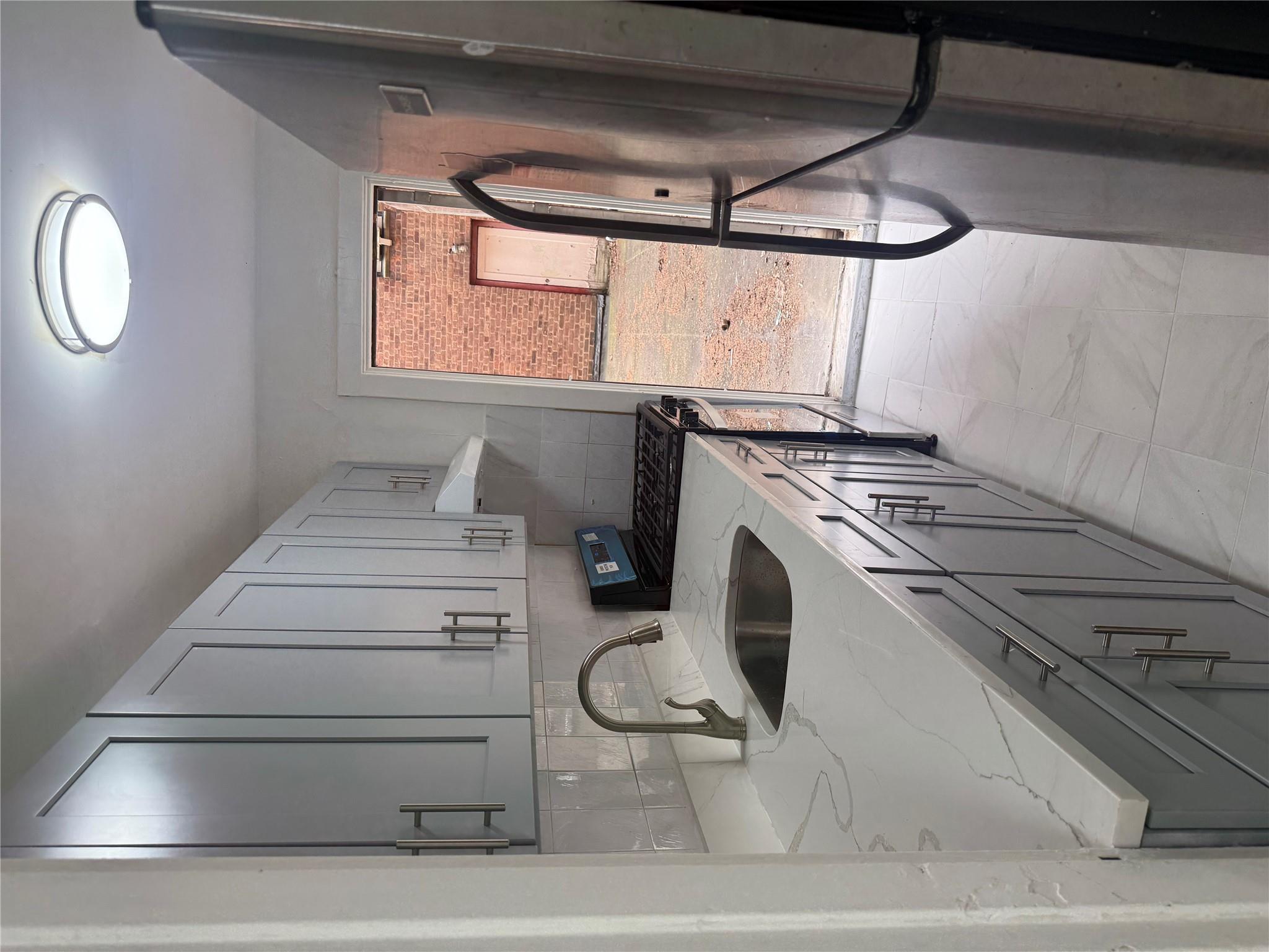 44-11 Macnish Street # 1E, Elmhurst, NY 11373