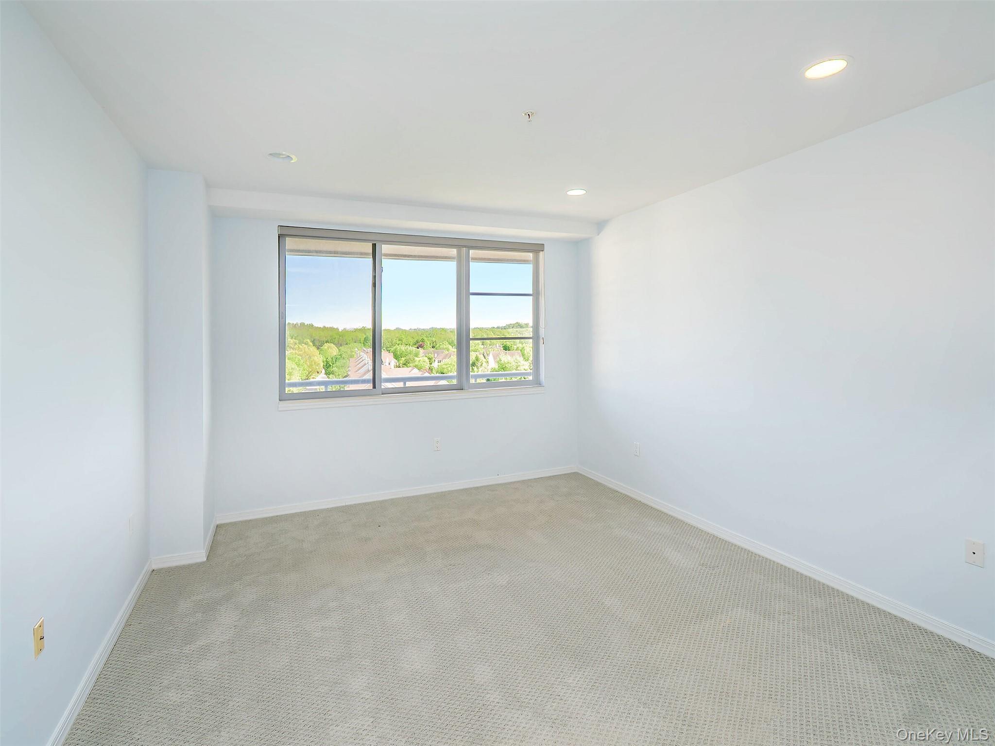 100 Harbor View Drive # 515, Port Washington, NY 11050