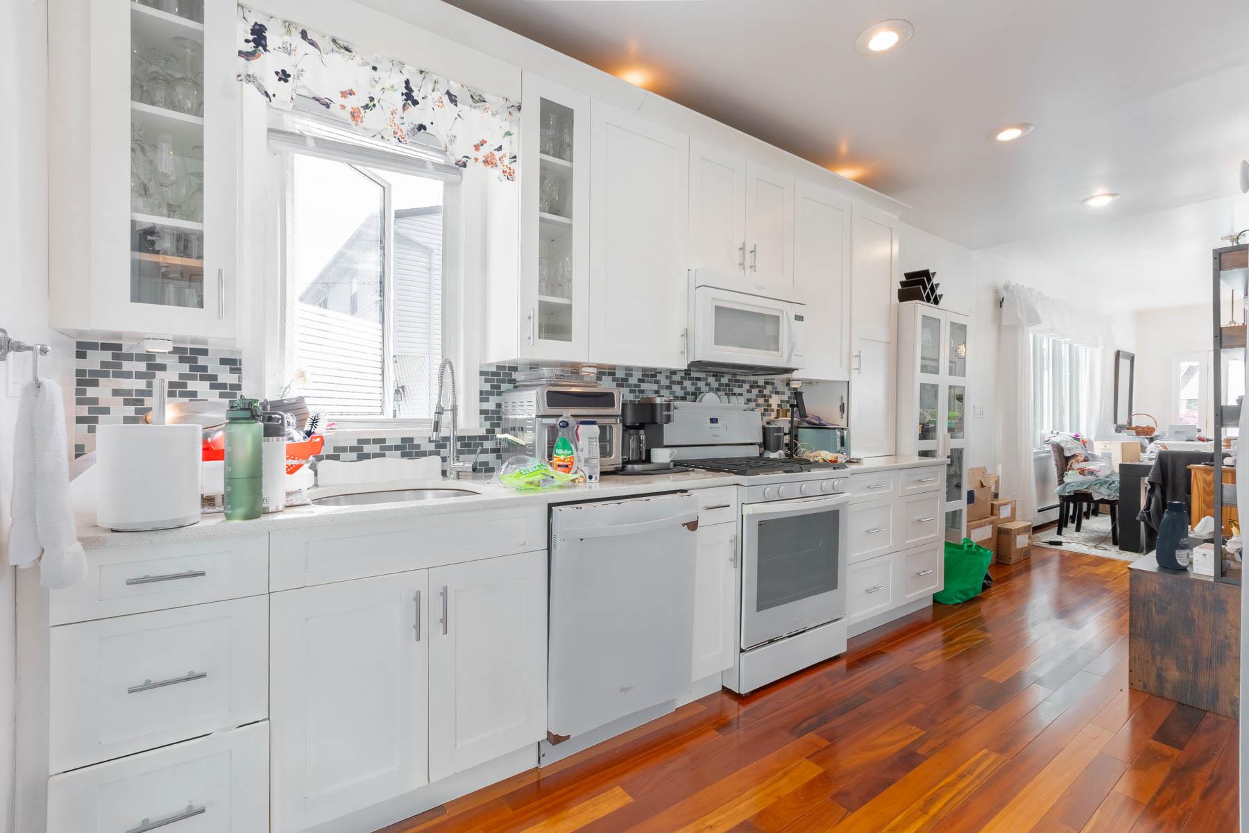 849 E Bay Drive, West Islip, NY 11795