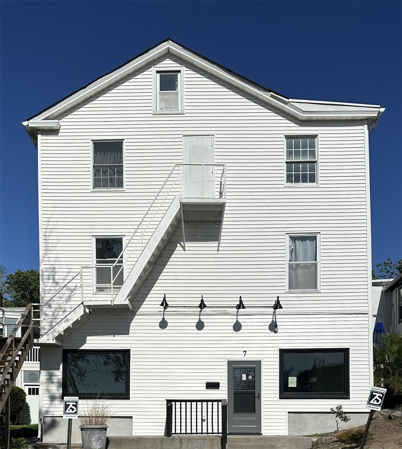 7 Traders Cove, Port Jefferson, NY 11777