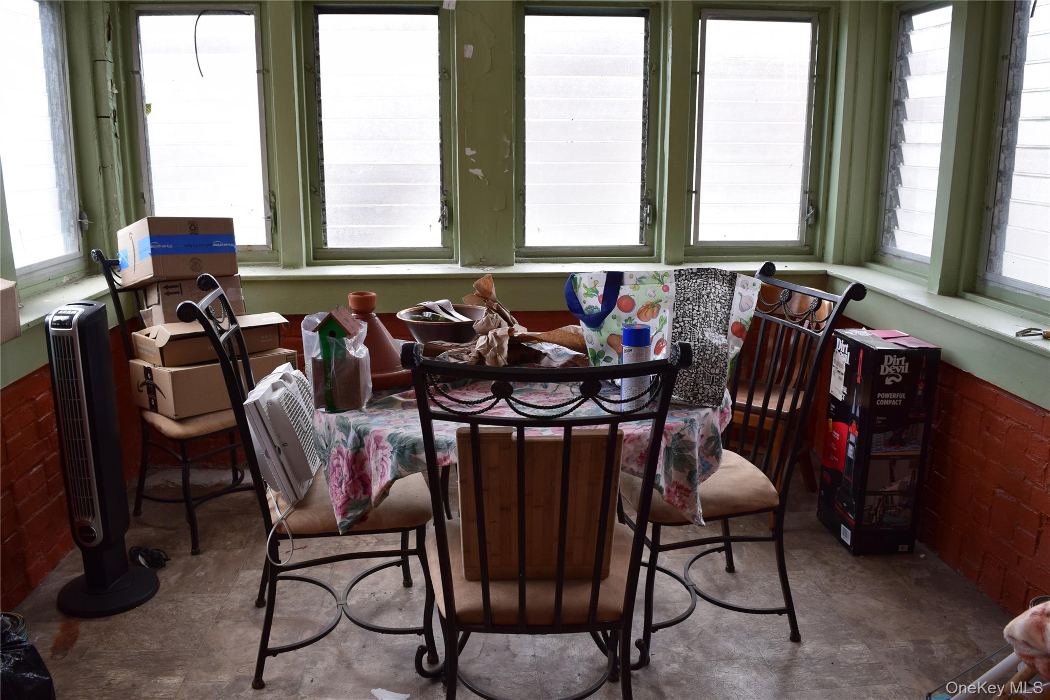 144-47 77 Avenue, Kew Garden Hills, NY 11367