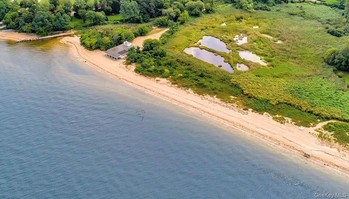 7 Cedar Lane, Glen Cove, NY 11542