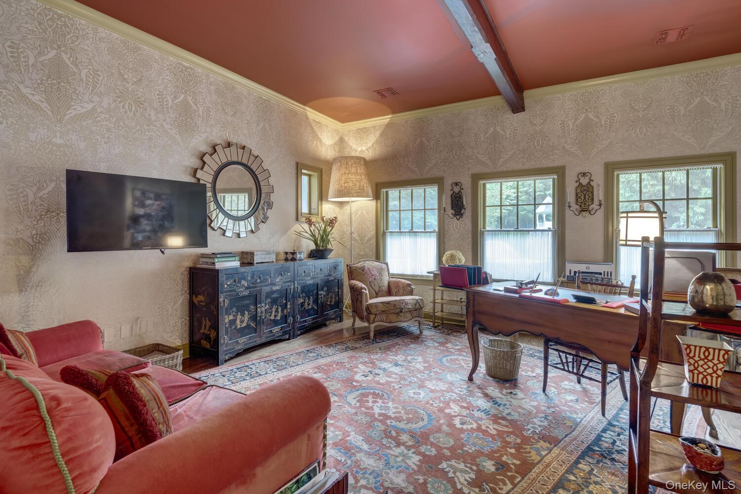 7 Cedar Lane, Glen Cove, NY 11542