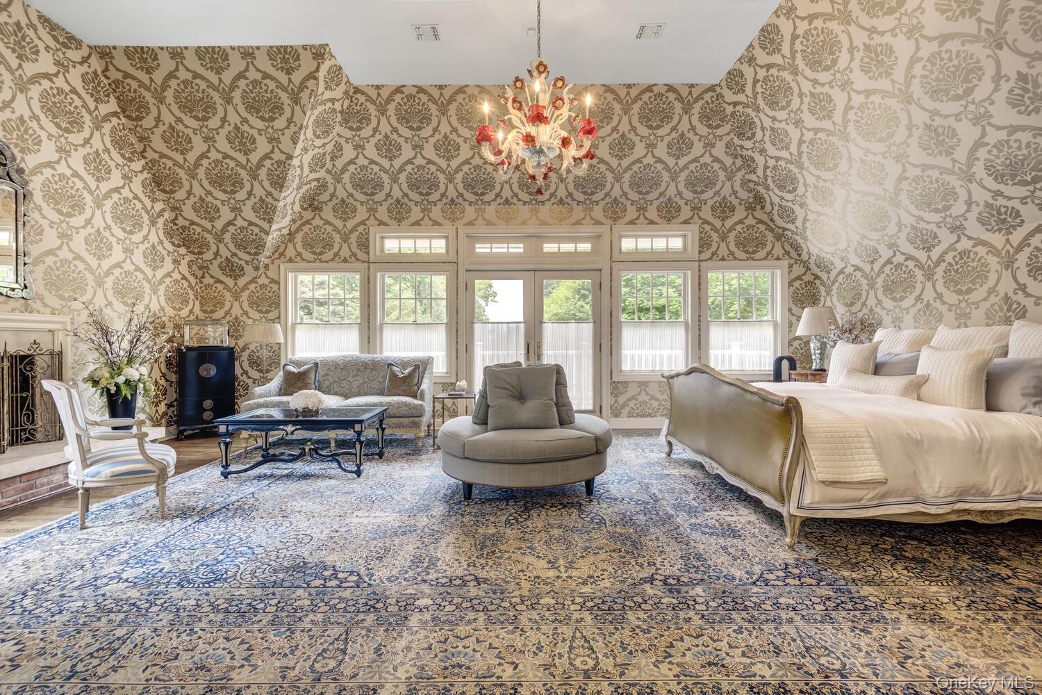 7 Cedar Lane, Glen Cove, NY 11542