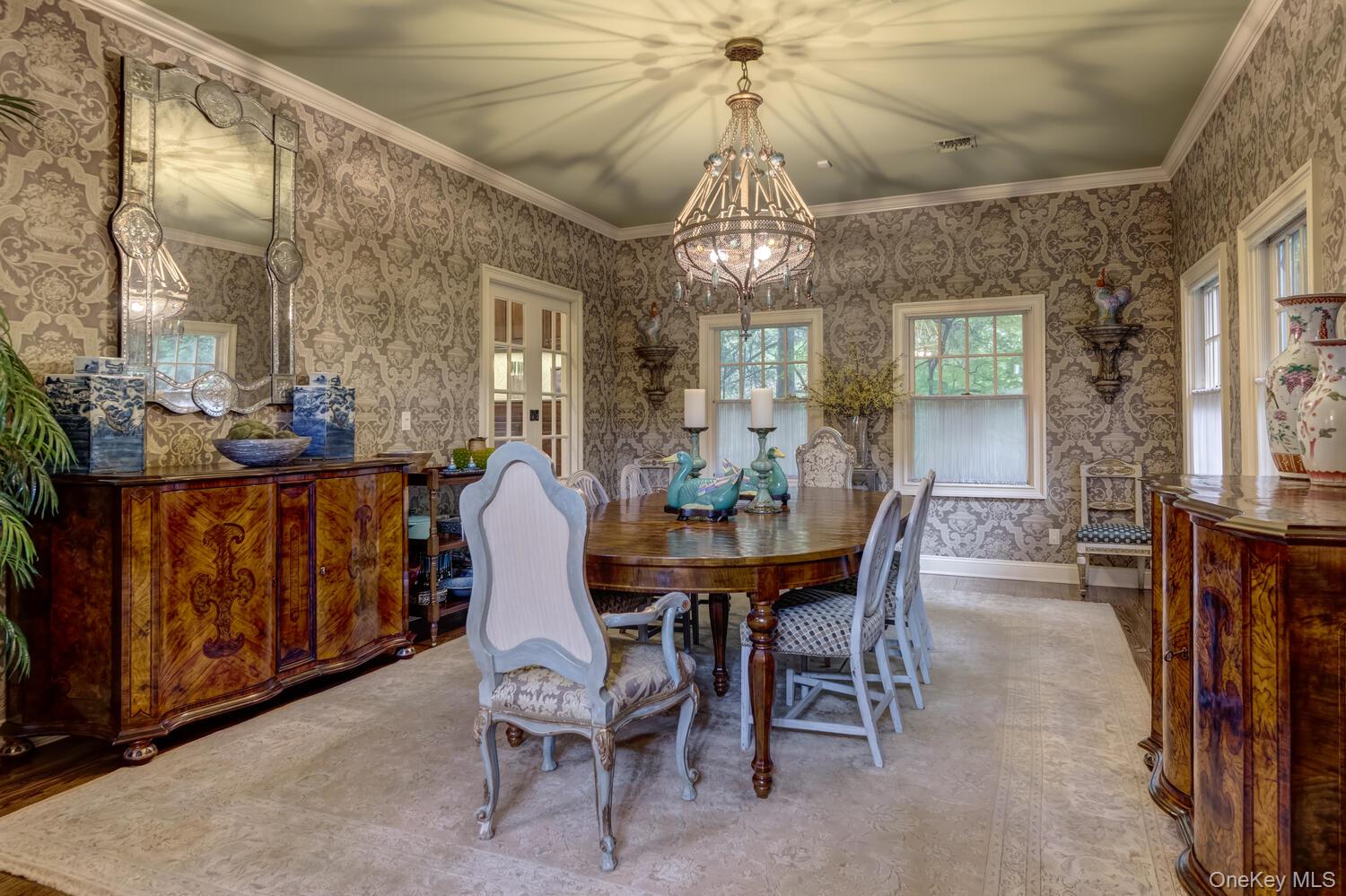 7 Cedar Lane, Glen Cove, NY 11542