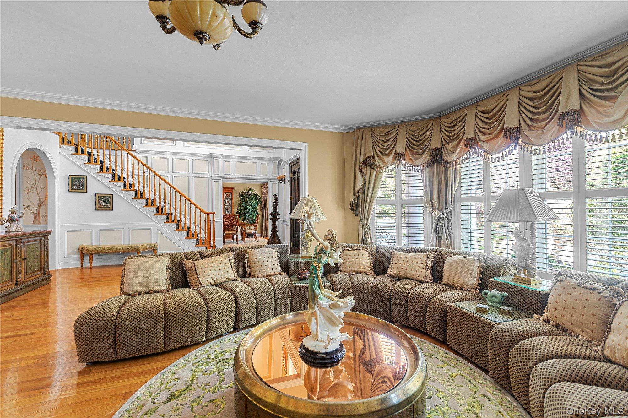 4 Point Crescent, Malba, NY 11357