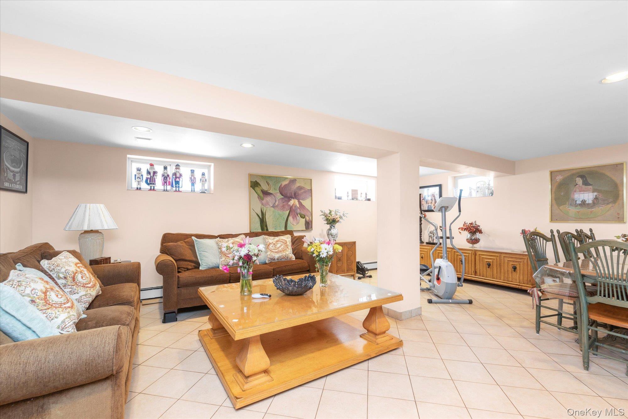 4 Point Crescent, Malba, NY 11357