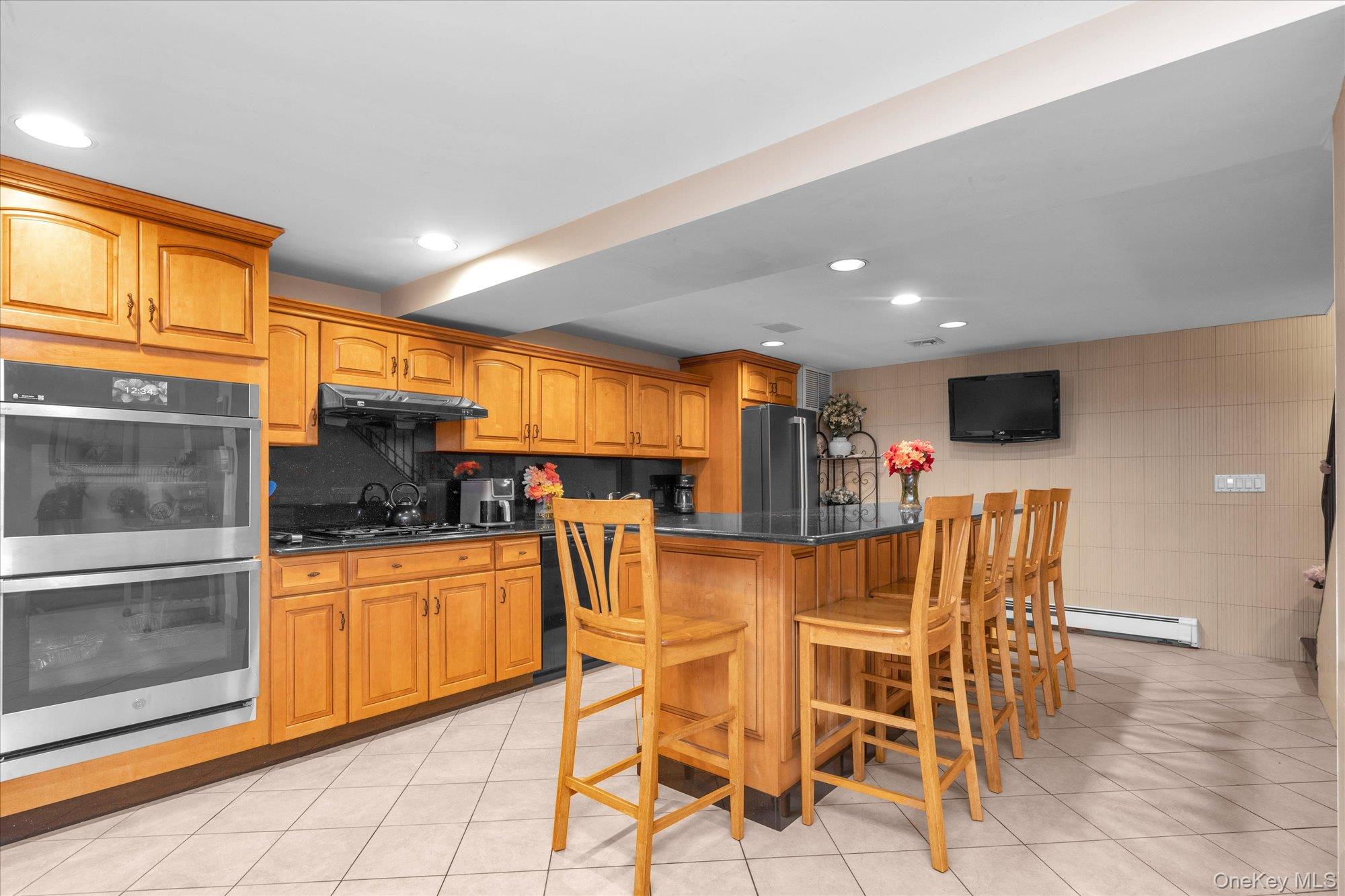 4 Point Crescent, Malba, NY 11357