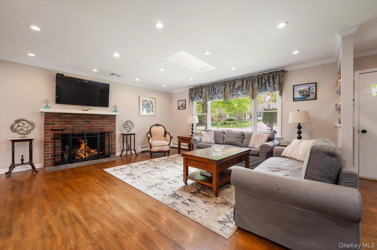 4200 Rocky Point Road, East Marion, NY 11939