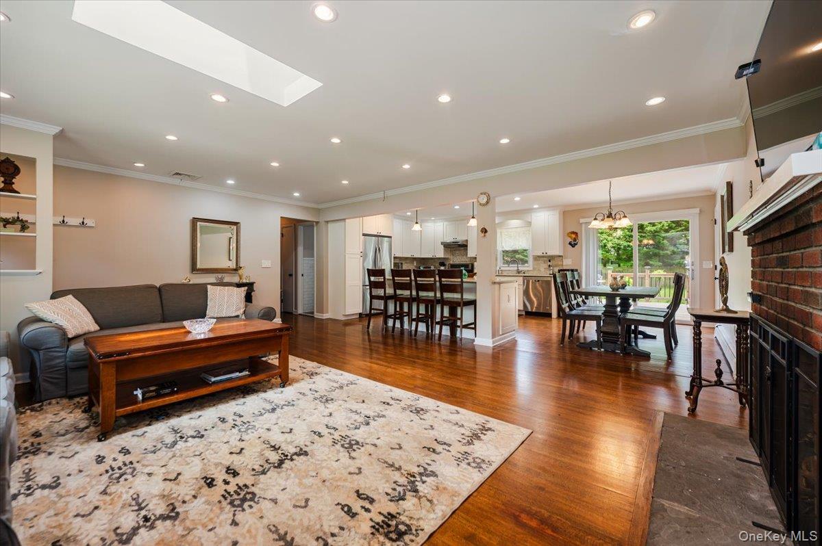 4200 Rocky Point Road, East Marion, NY 11939