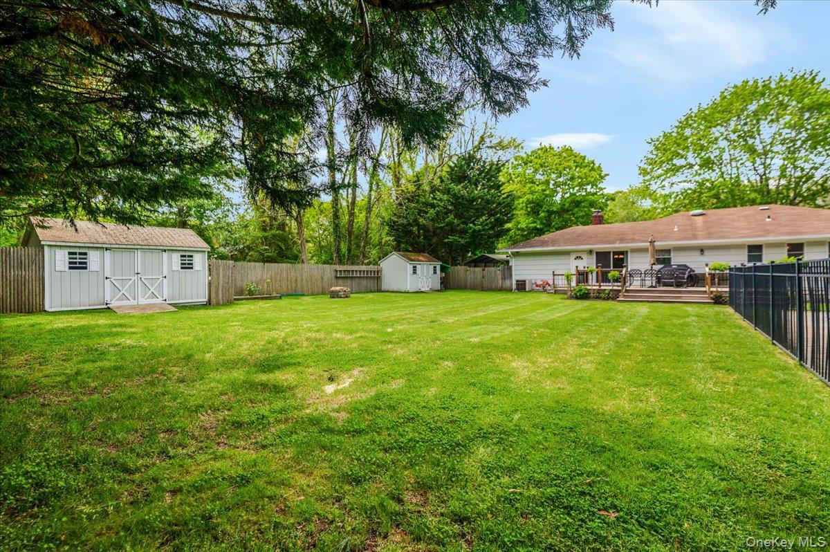 4200 Rocky Point Road, East Marion, NY 11939