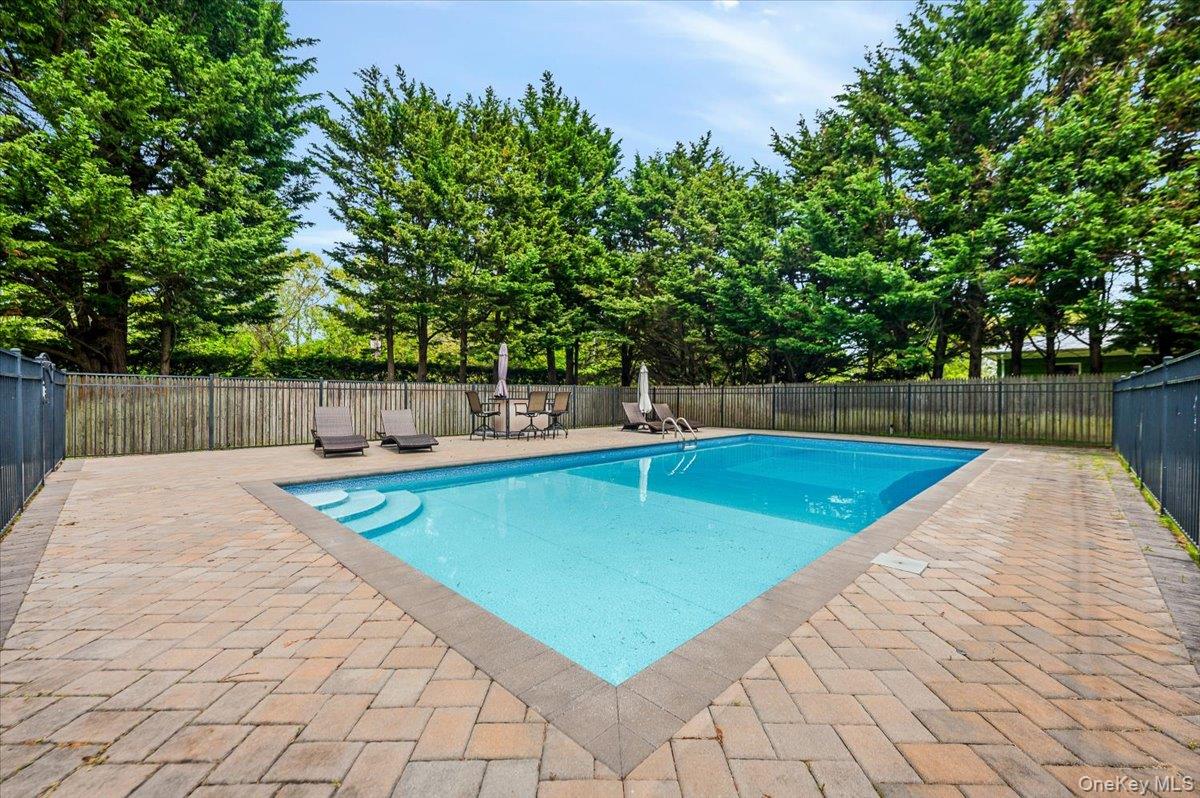 4200 Rocky Point Road, East Marion, NY 11939