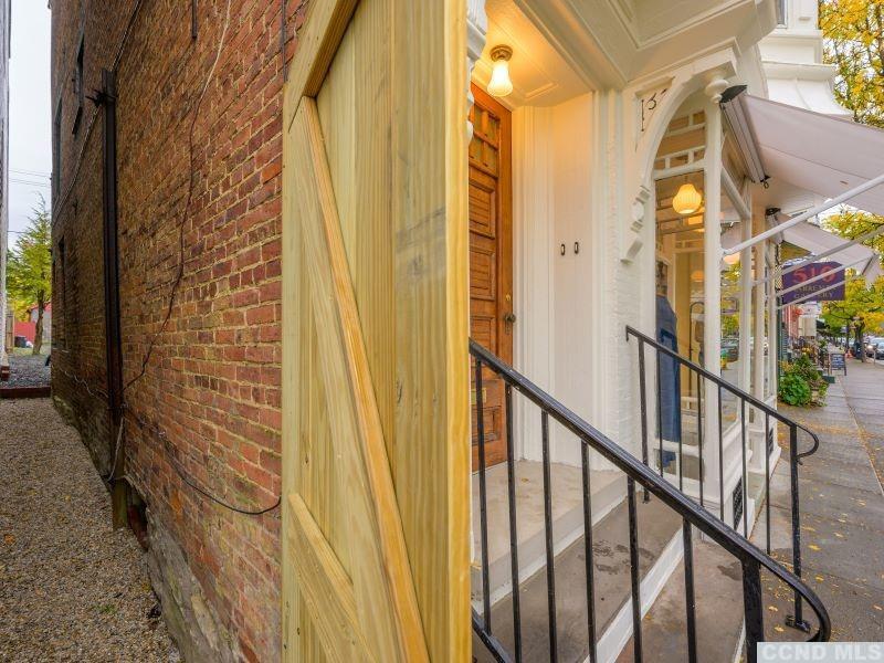 508 Warren Street, Hudson, NY 12534