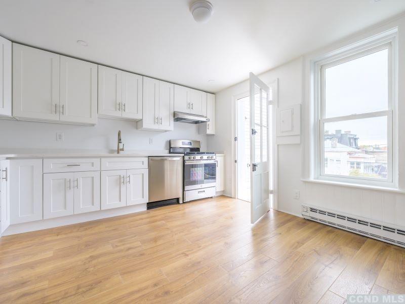 508 Warren Street, Hudson, NY 12534