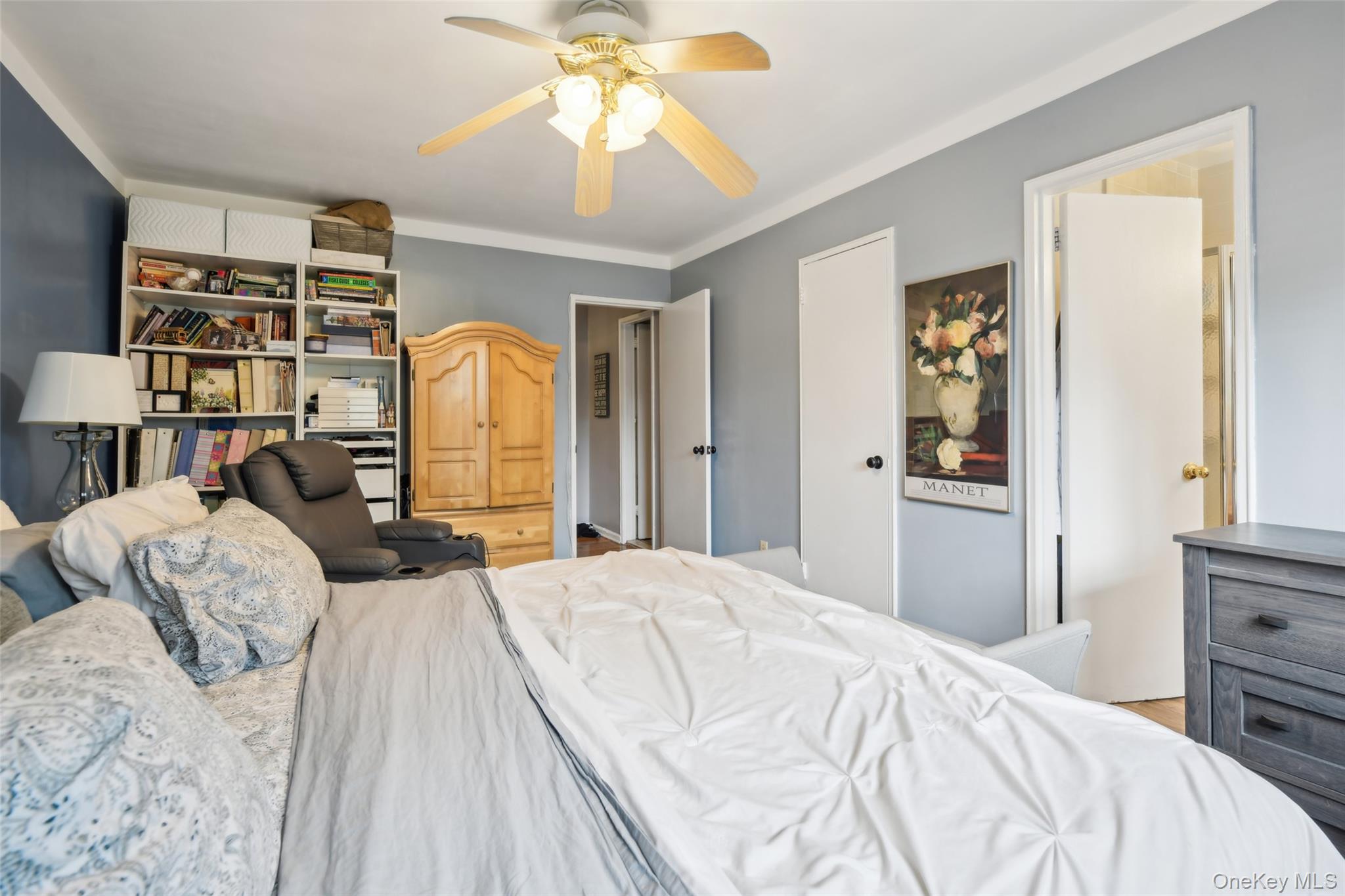 1213 East Broadway # B25, Hewlett, NY 11557